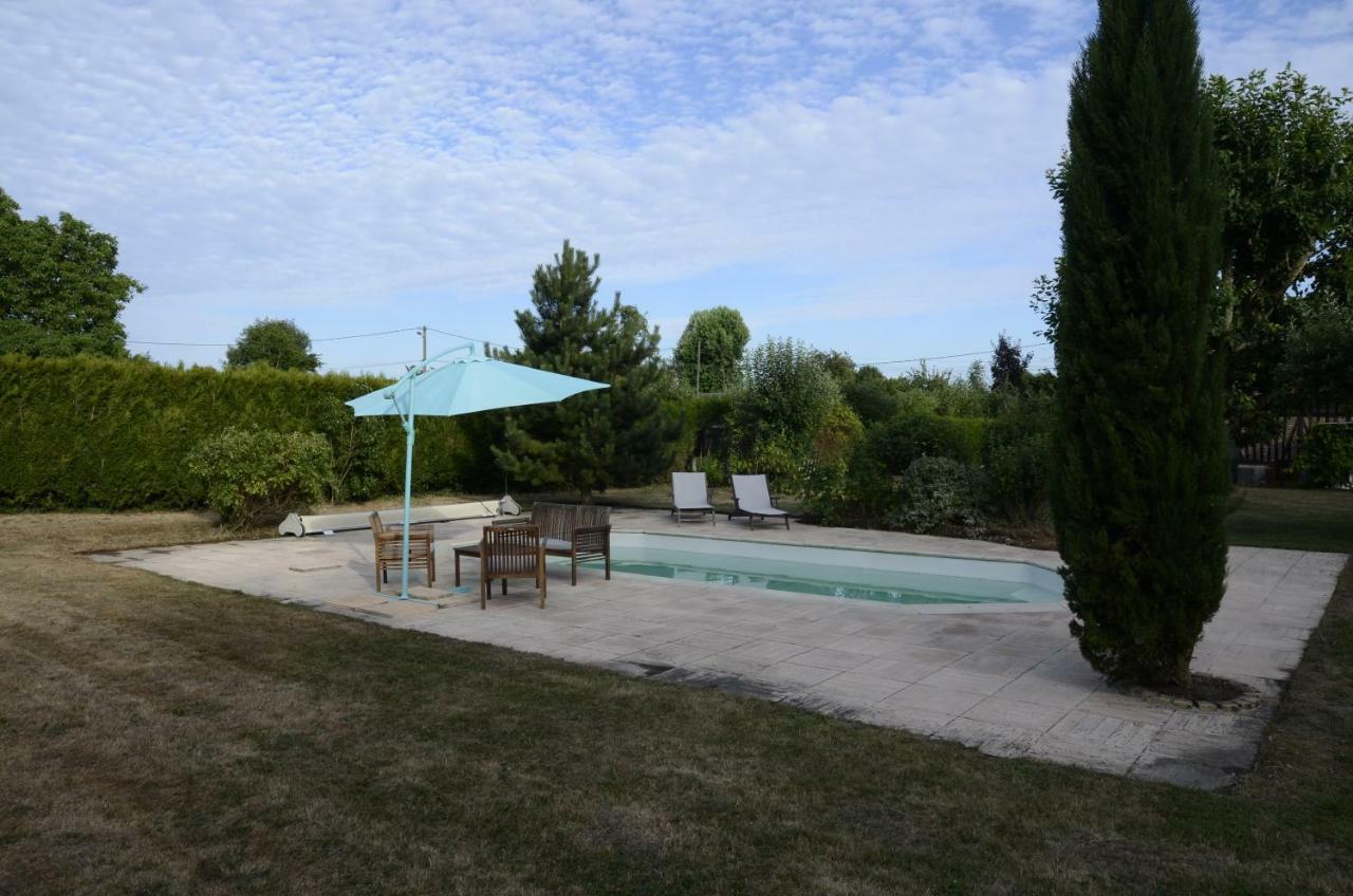 Gite De La Pature Le Thuit-Simer Exteriör bild